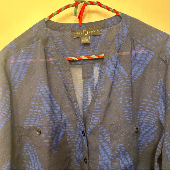 ⭐️ Fred David XL Navy and Royal Blue Sheer Blouse - Picture 3 of 8